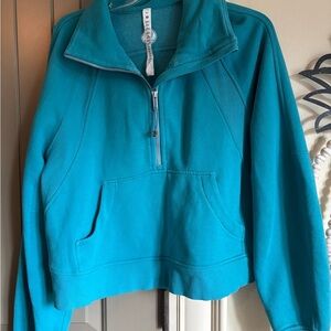 Lululemon women's funnel neck scuba size m/l